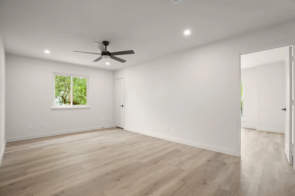 7826 Wheel Rim Circle Austin, TX 78749