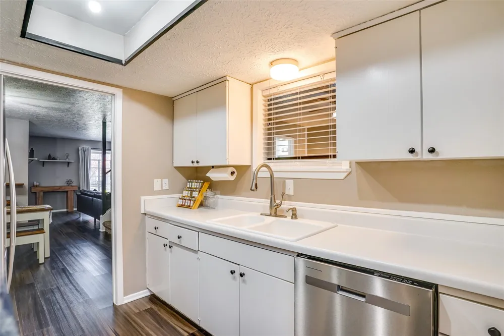 42 W Creek Lane #3 Grand Prairie, TX 75052