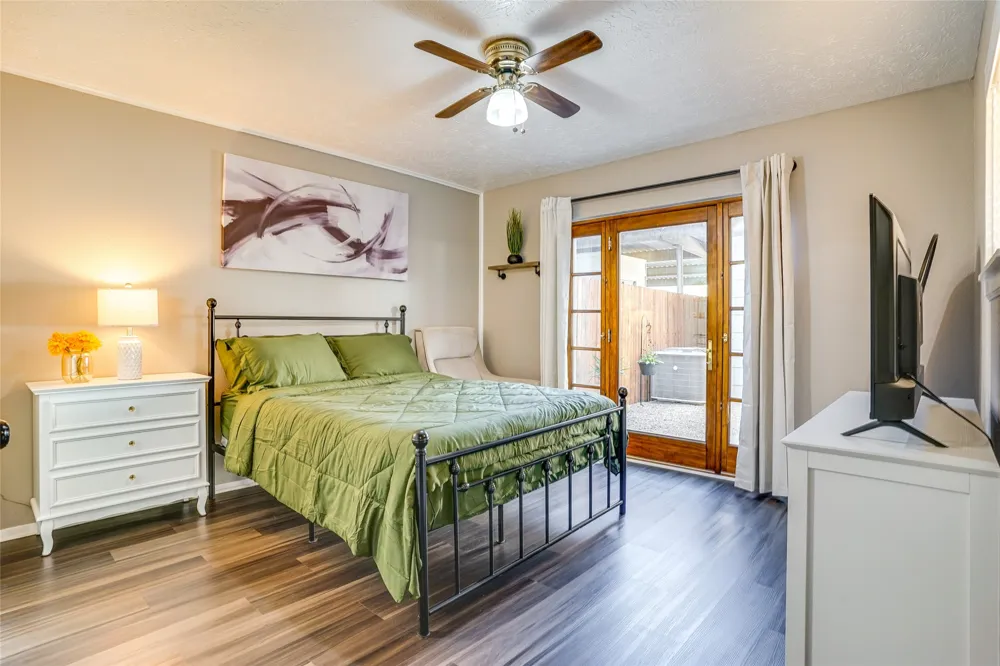42 W Creek Lane #3 Grand Prairie, TX 75052