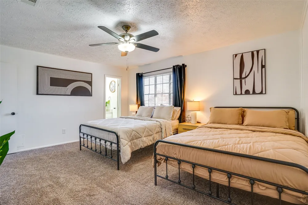 42 W Creek Lane #3 Grand Prairie, TX 75052