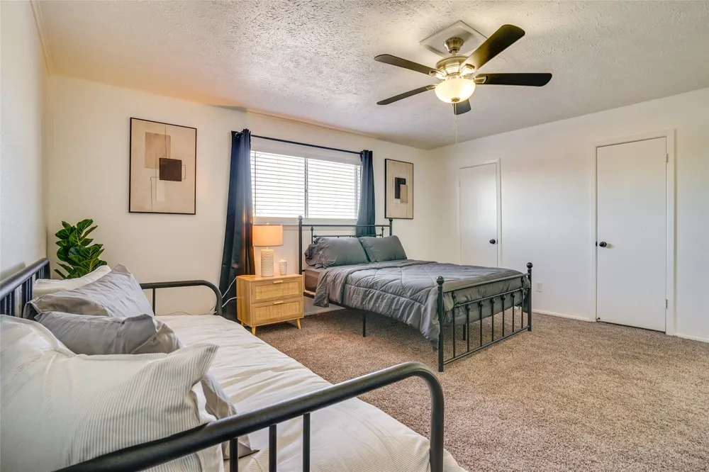 42 W Creek Lane #3 Grand Prairie, TX 75052