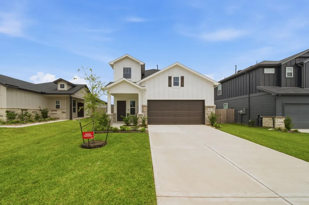 618 Amber Falls Drive Montgomery, TX 77356