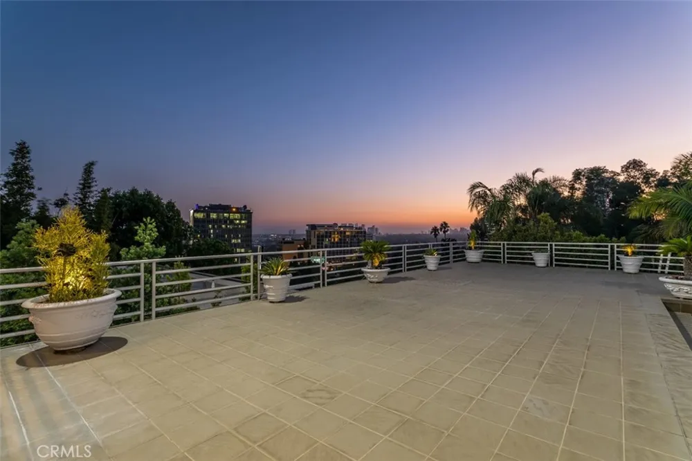 1255 Hilldale West Hollywood, CA 90069