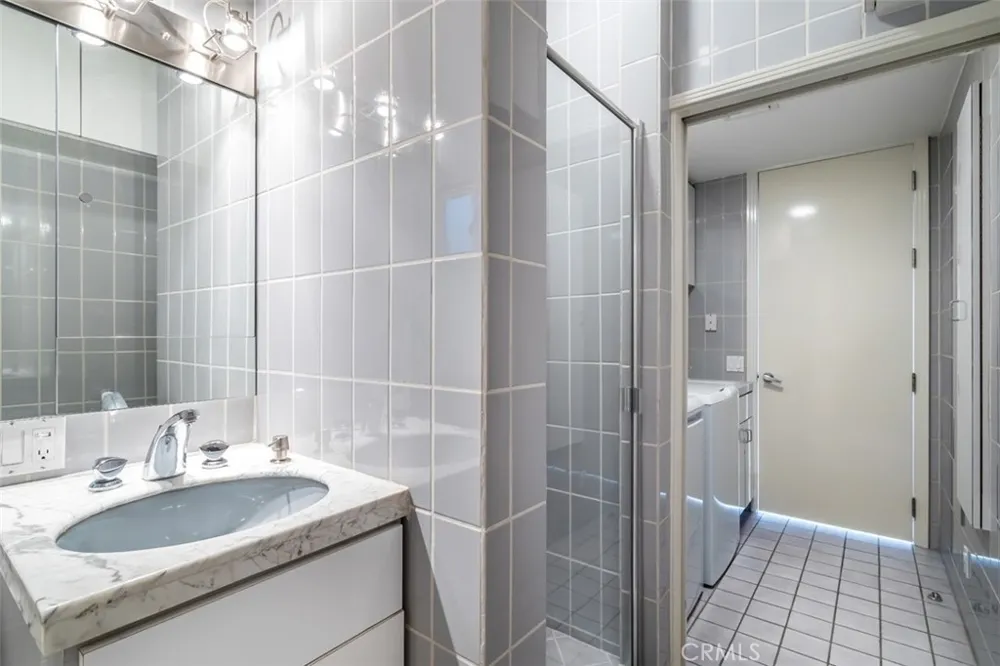 1255 Hilldale West Hollywood, CA 90069