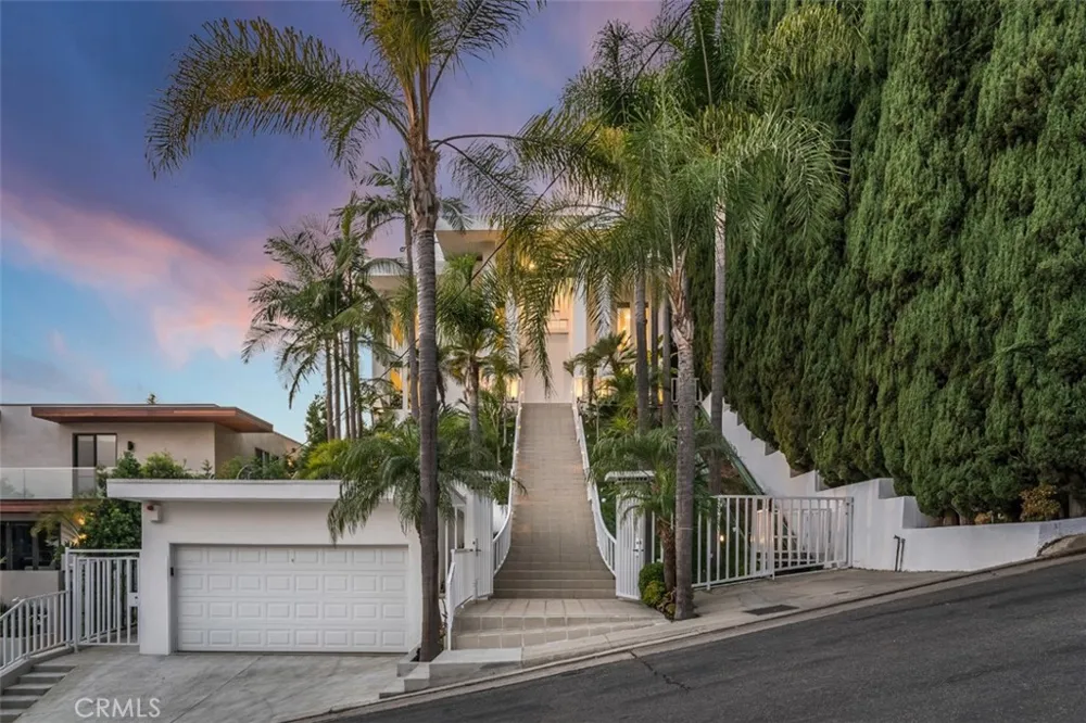 1255 Hilldale West Hollywood, CA 90069