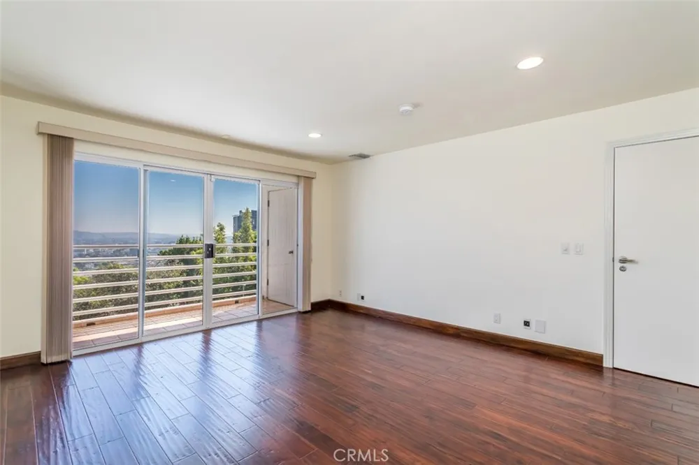 1255 Hilldale West Hollywood, CA 90069