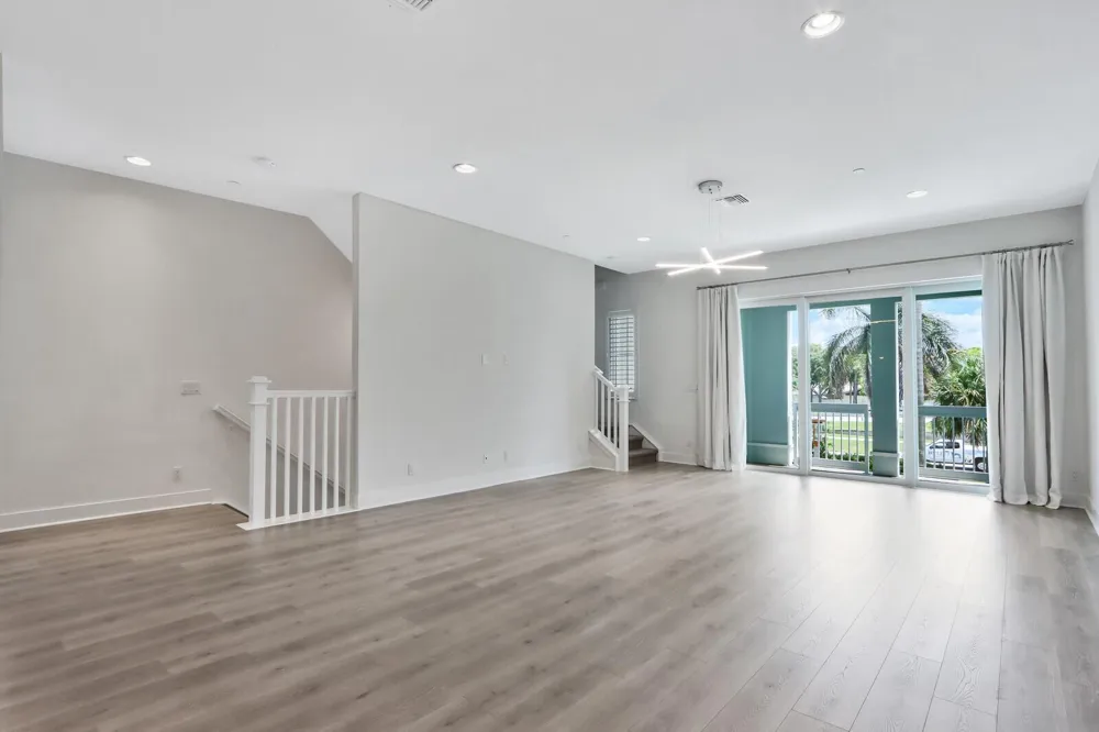 12556 Gross Pointe Drive Palm Beach Gardens, FL 33418