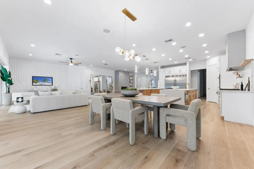 8717 ESTATE DRIVE West Palm Beach, FL 33411
