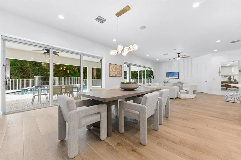 8717 ESTATE DRIVE West Palm Beach, FL 33411