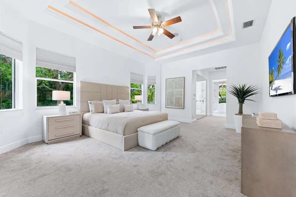 8717 ESTATE DRIVE West Palm Beach, FL 33411