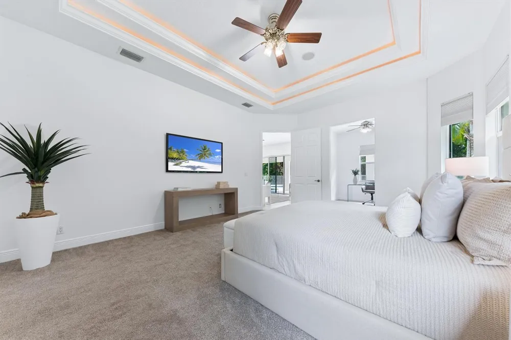 8717 ESTATE DRIVE West Palm Beach, FL 33411