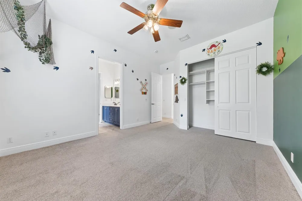 8717 ESTATE DRIVE West Palm Beach, FL 33411