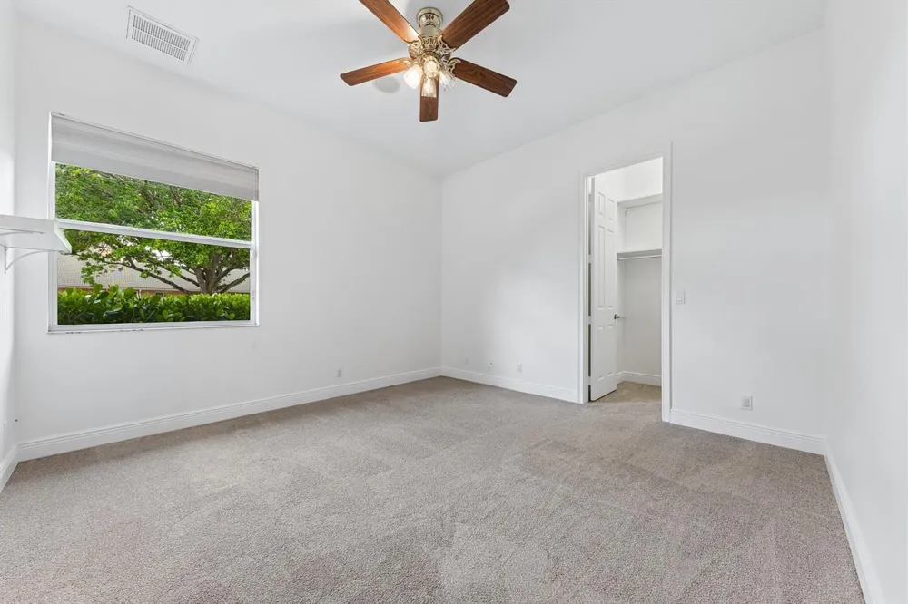 8717 ESTATE DRIVE West Palm Beach, FL 33411