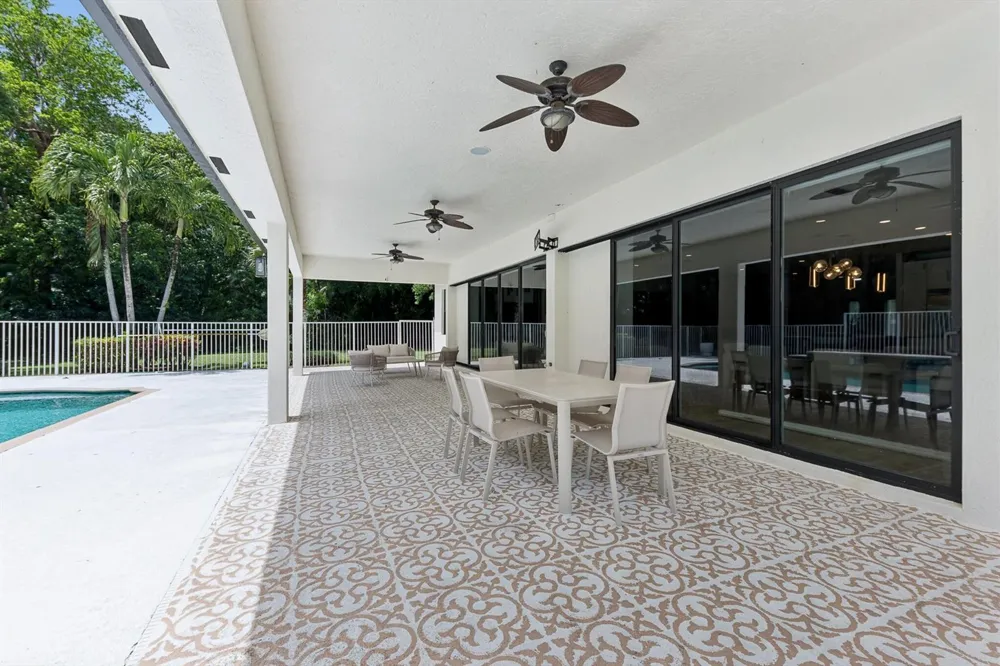 8717 ESTATE DRIVE West Palm Beach, FL 33411