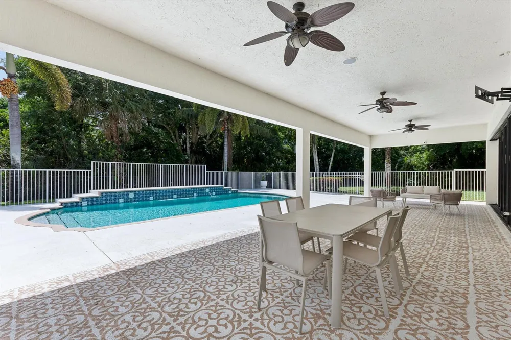 8717 ESTATE DRIVE West Palm Beach, FL 33411