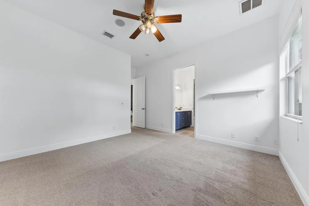 8717 ESTATE DRIVE West Palm Beach, FL 33411