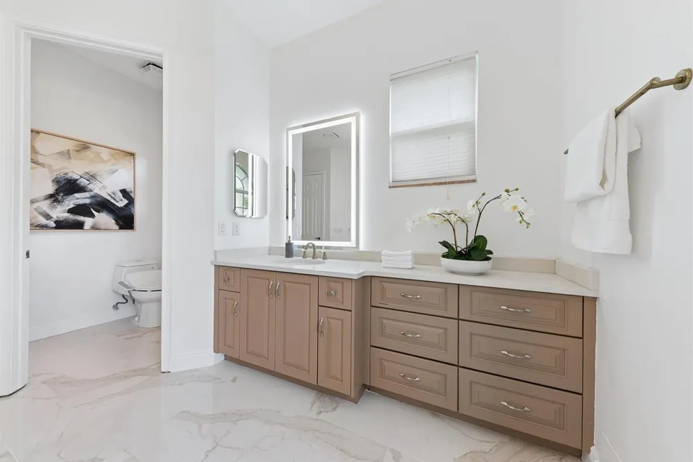 8717 ESTATE DRIVE West Palm Beach, FL 33411
