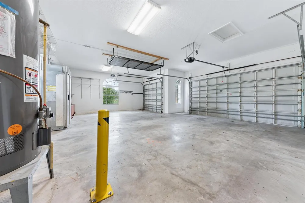8717 ESTATE DRIVE West Palm Beach, FL 33411