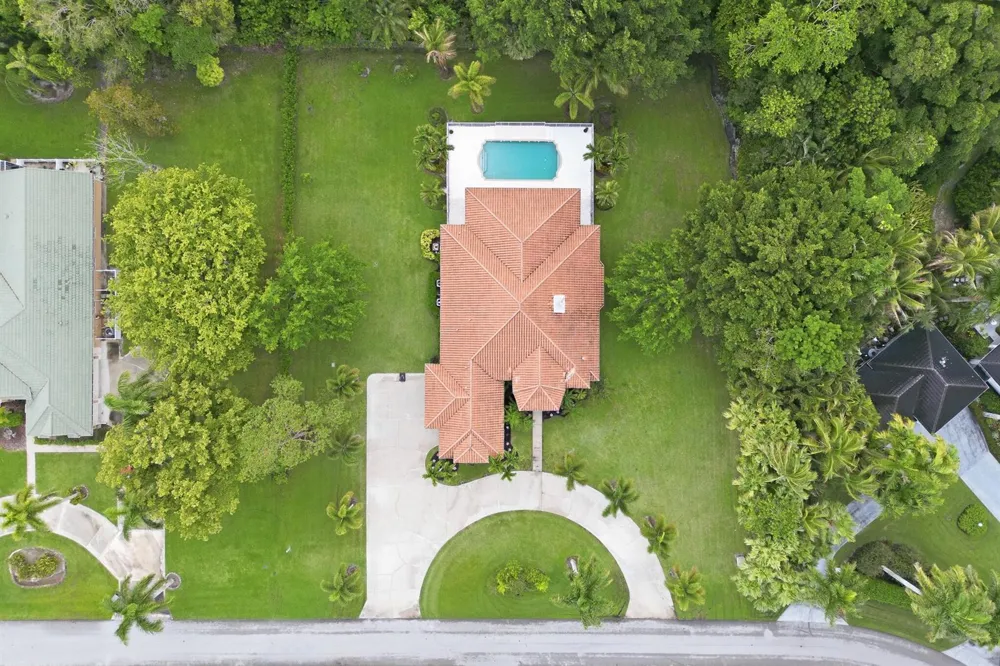 8717 ESTATE DRIVE West Palm Beach, FL 33411