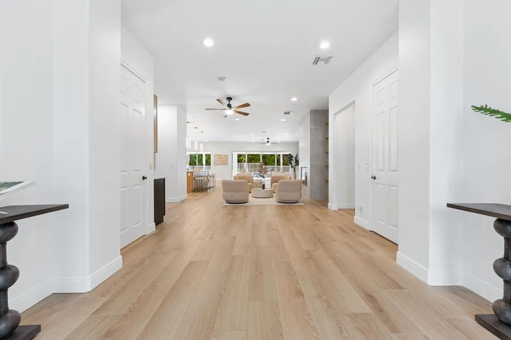 8717 ESTATE DRIVE West Palm Beach, FL 33411