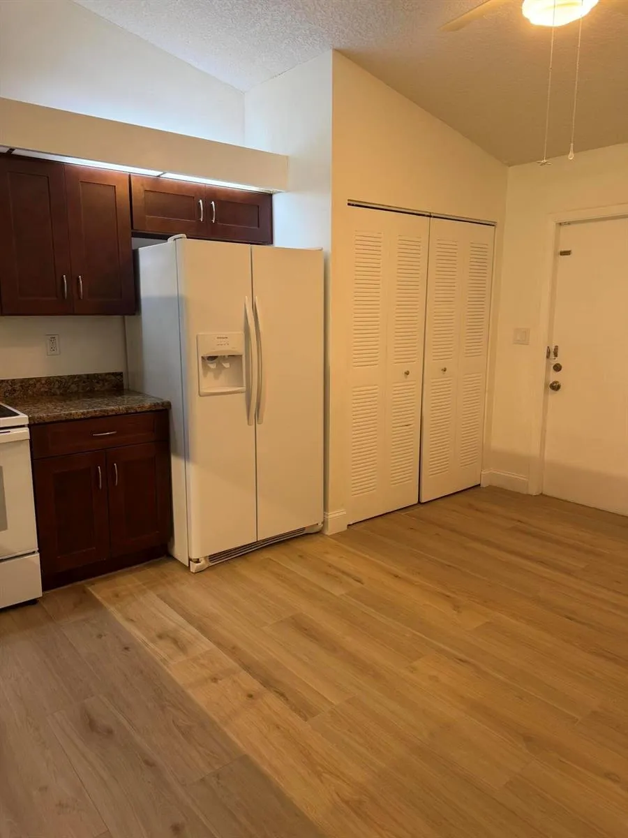 22682 VISTAWOOD WAY Boca Raton, FL 33428