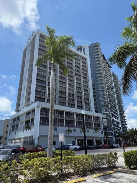1720 HARRISON STREET #10A