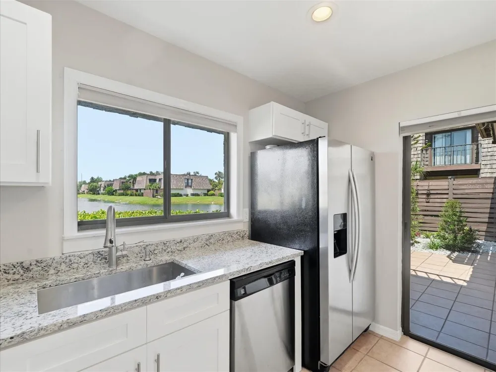 15314 E POND WOODS DRIVE #15314 Tampa, FL 33618