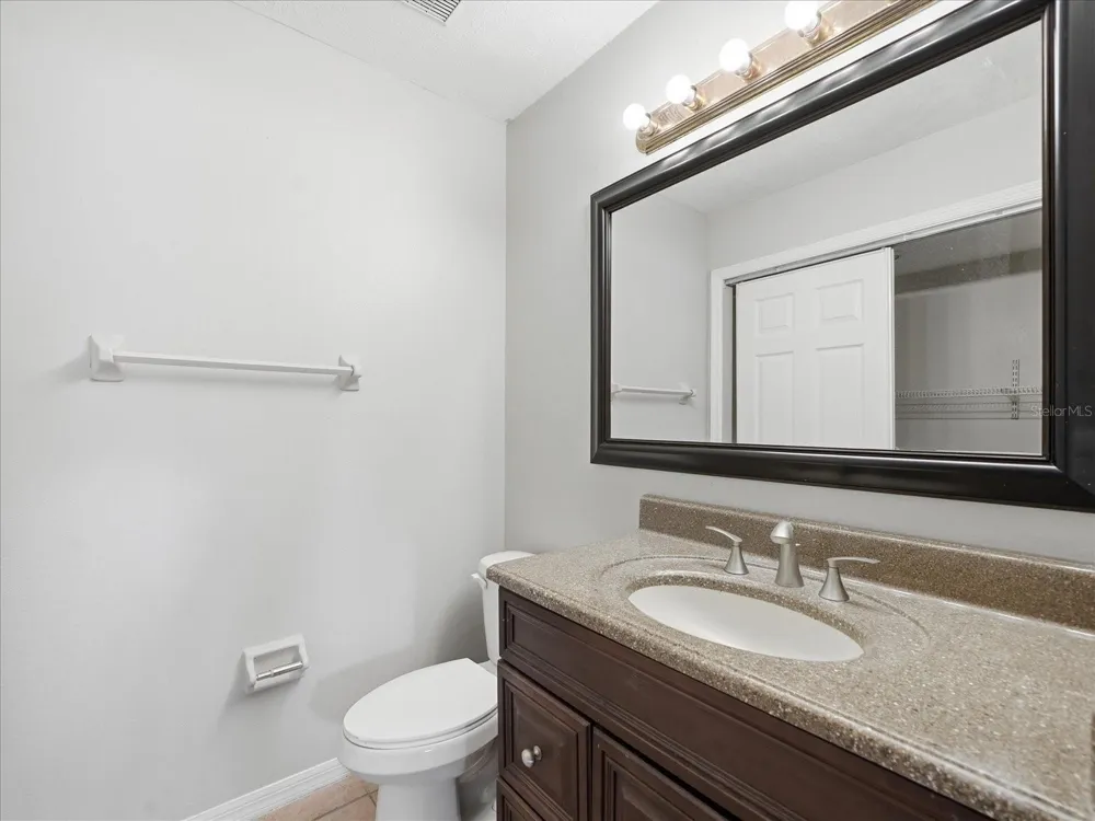 15314 E POND WOODS DRIVE #15314 Tampa, FL 33618