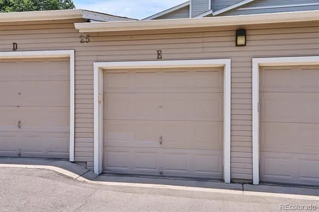 8437 Thunder Ridge Way #103 Highlands Ranch, CO 80126