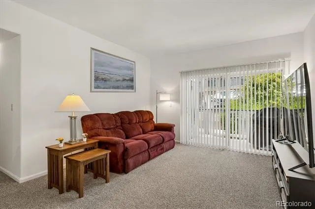 8437 Thunder Ridge Way #103 Highlands Ranch, CO 80126