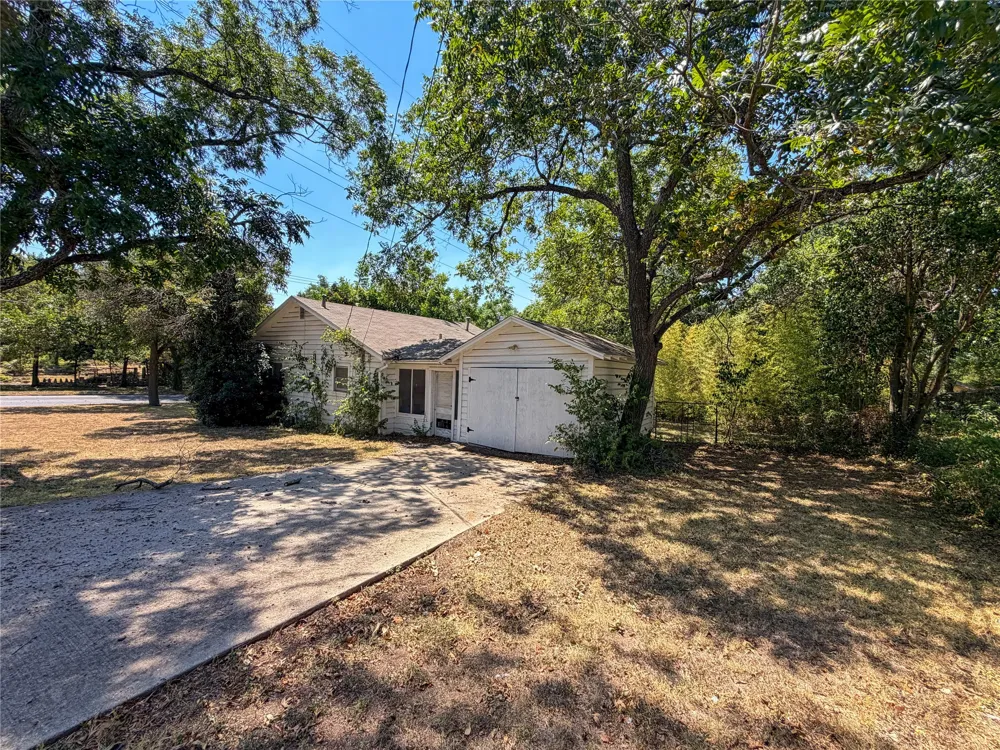 2701 Park Avenue Waco, TX 76711