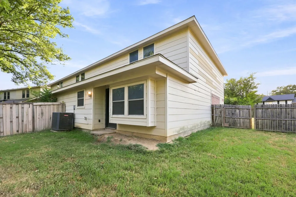230 Creek Cove Drive Dallas, TX 75217