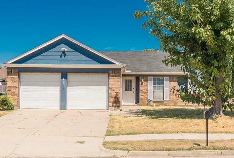 1609 Country Lane