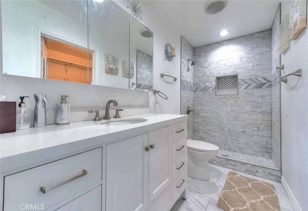 24126 Silver Spray Diamond Bar, CA 91765
