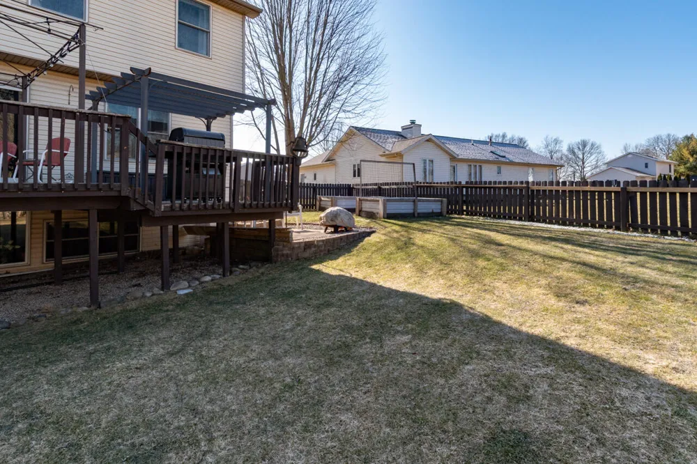 7070 Jamaica Lane Portage, MI 49002