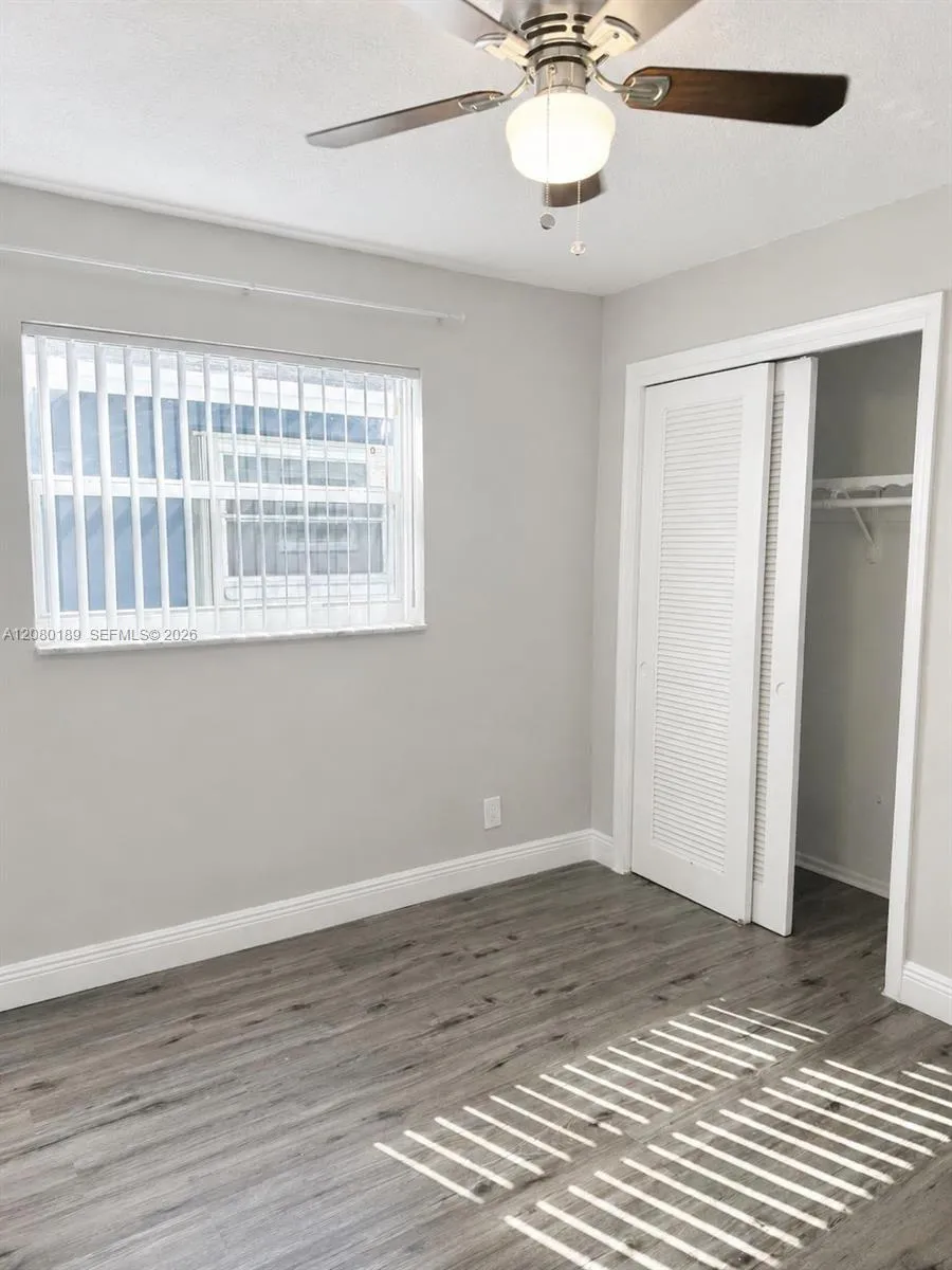 5603 NW 48th Ter Tamarac, FL 33319
