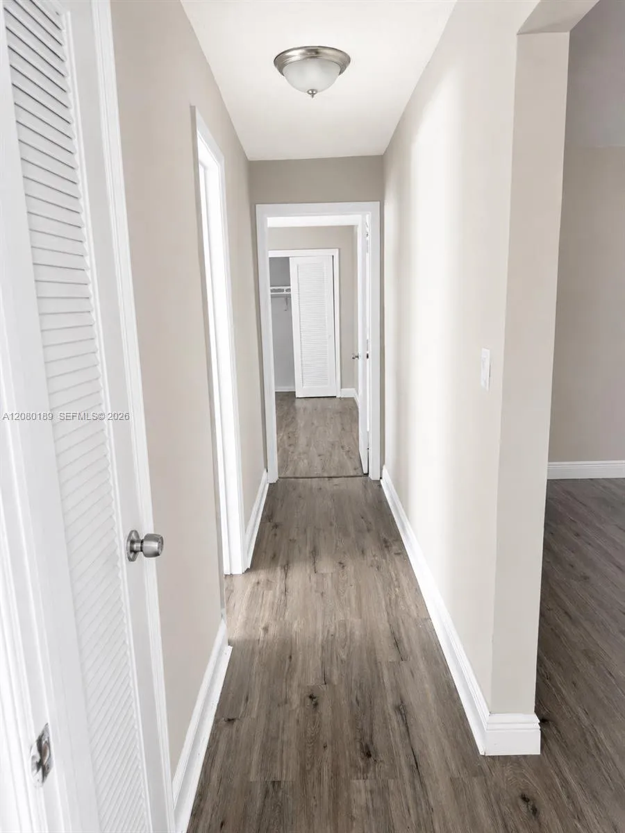 5603 NW 48th Ter Tamarac, FL 33319