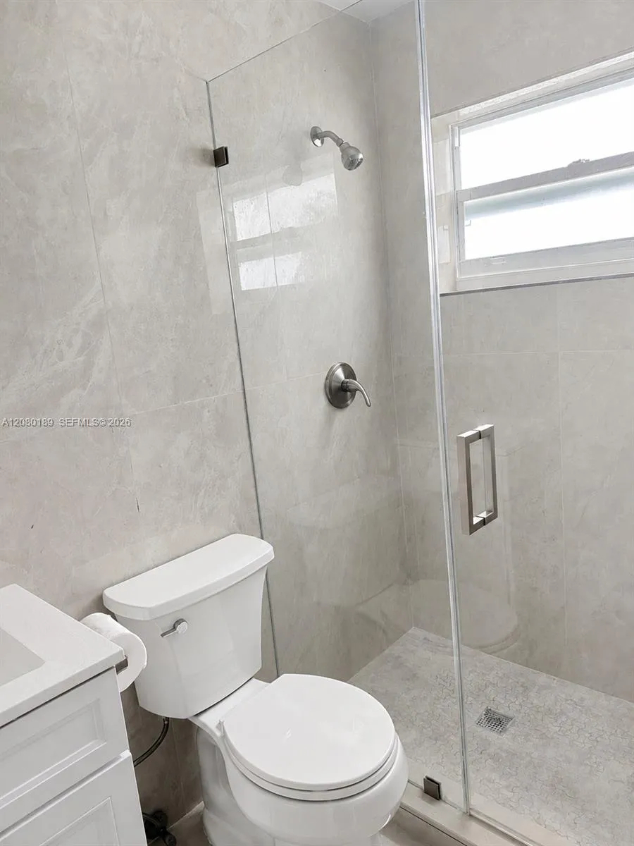 5603 NW 48th Ter Tamarac, FL 33319