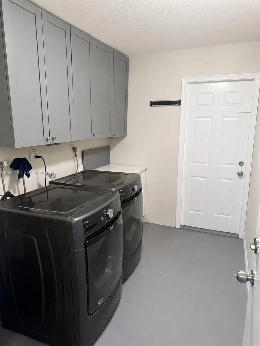 5603 NW 48th Ter Tamarac, FL 33319