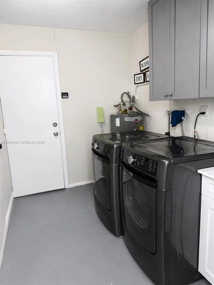 5603 NW 48th Ter Tamarac, FL 33319