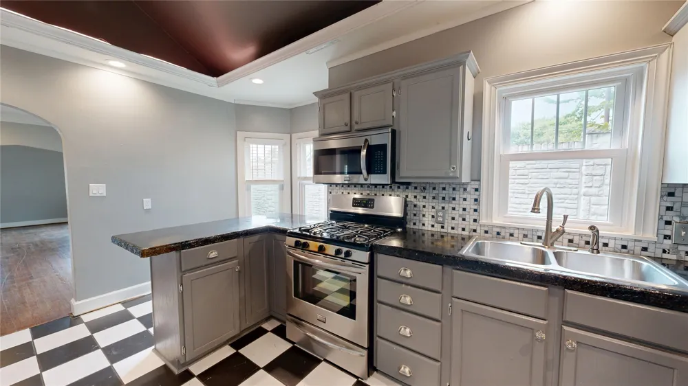 1511 S Florence Avenue Tulsa, OK 74104