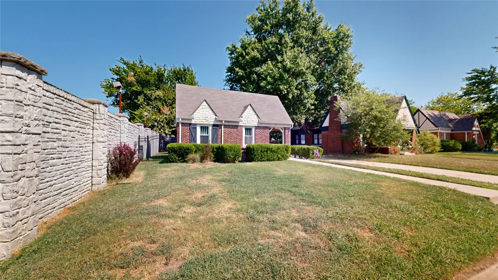 1511 S Florence Avenue Tulsa, OK 74104