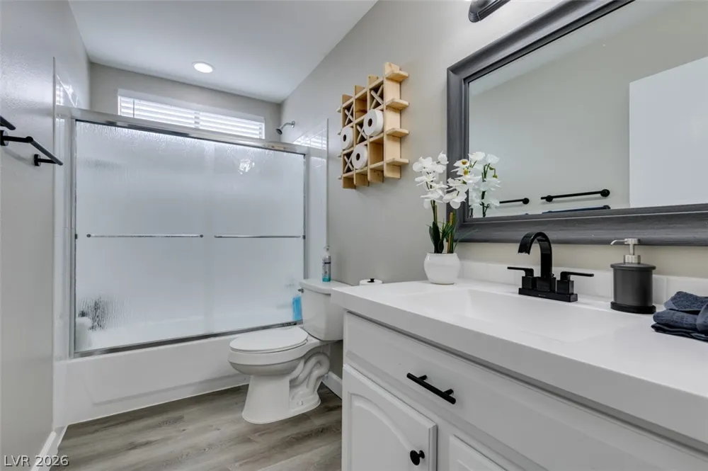 6585 Minton Court Las Vegas, NV 89103