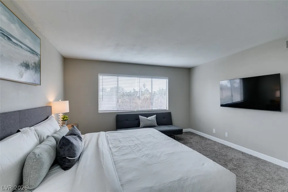 6585 Minton Court Las Vegas, NV 89103