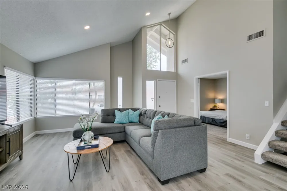 6585 Minton Court Las Vegas, NV 89103