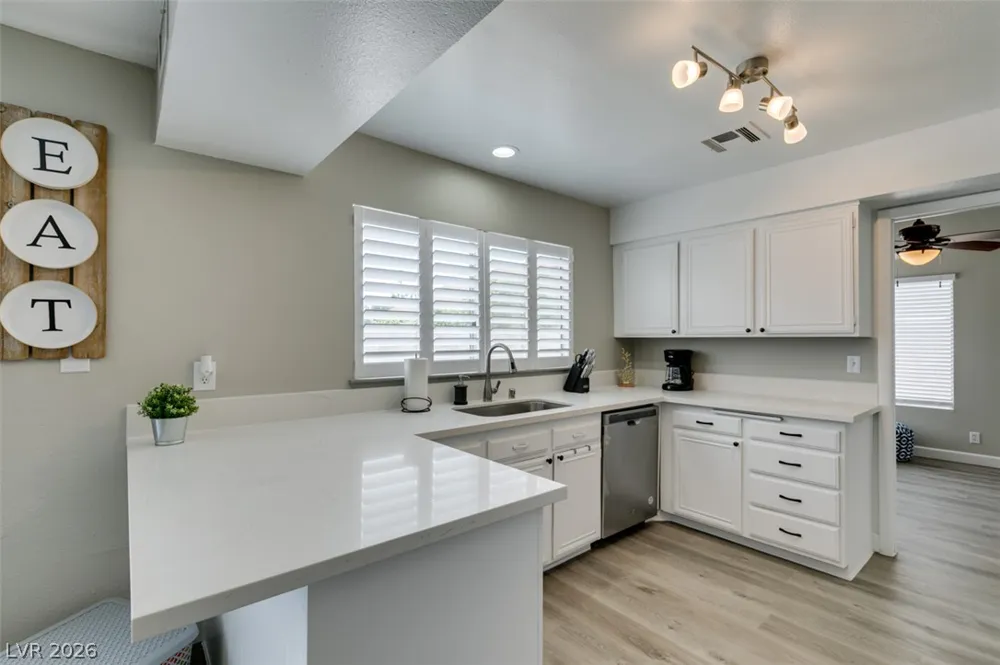 6585 Minton Court Las Vegas, NV 89103
