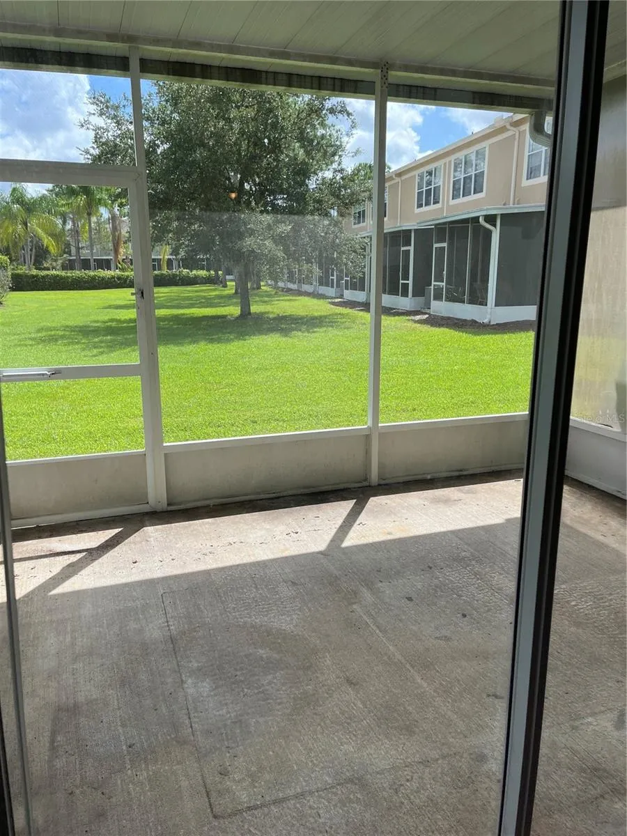 2751 CONCH HOLLOW DRIVE Brandon, FL 33511