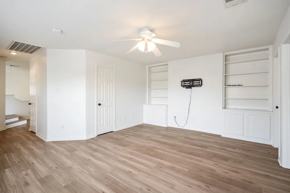 4020 Caldwell Avenue The Colony, TX 75056
