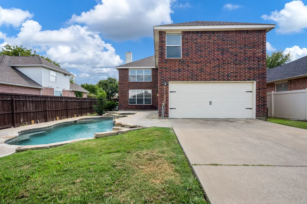 4020 Caldwell Avenue The Colony, TX 75056