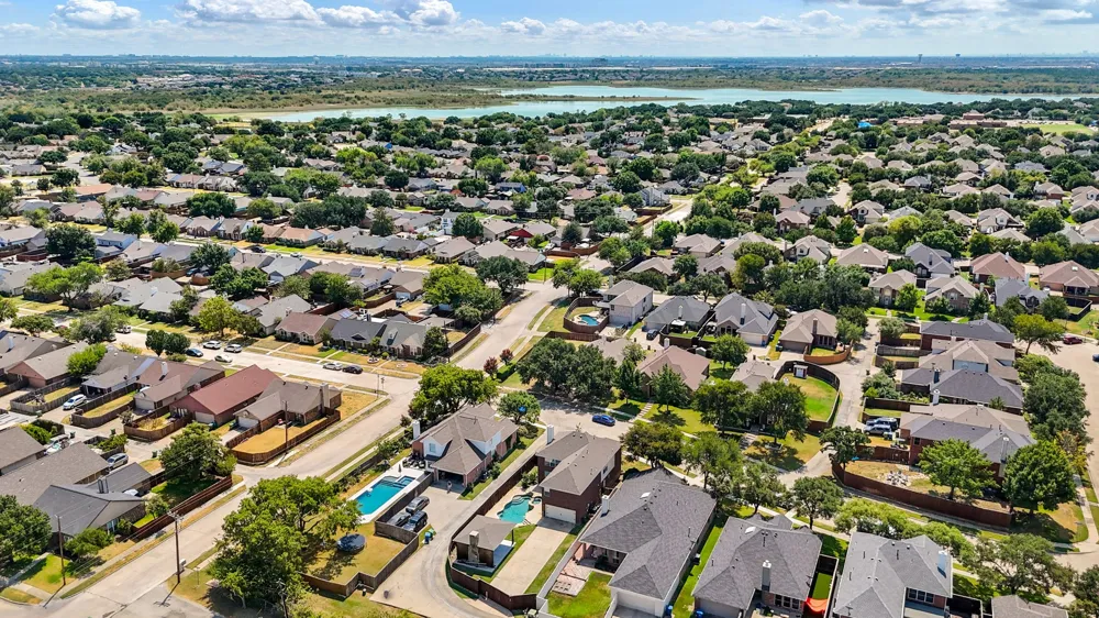 4020 Caldwell Avenue The Colony, TX 75056